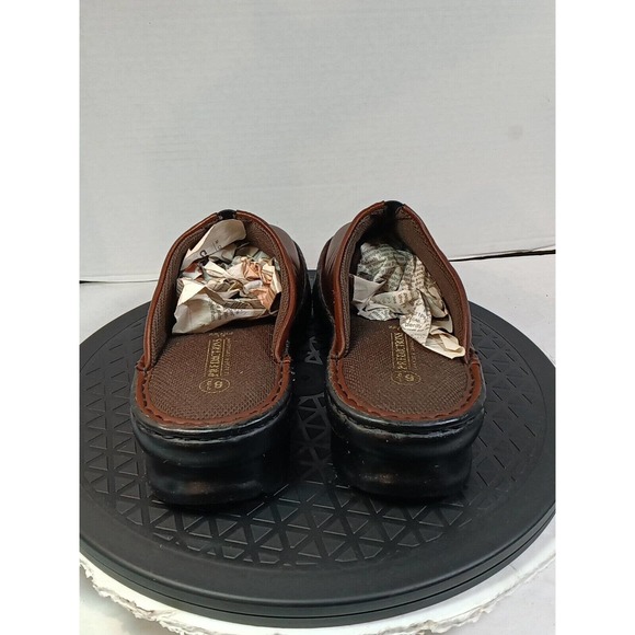 PREDICTIONS Brown Leather Slip On Casual Shoes Womens Size 6.5 - Picture 3 of 14